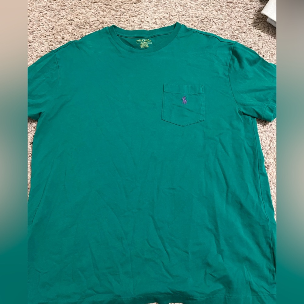 polo t shirt
